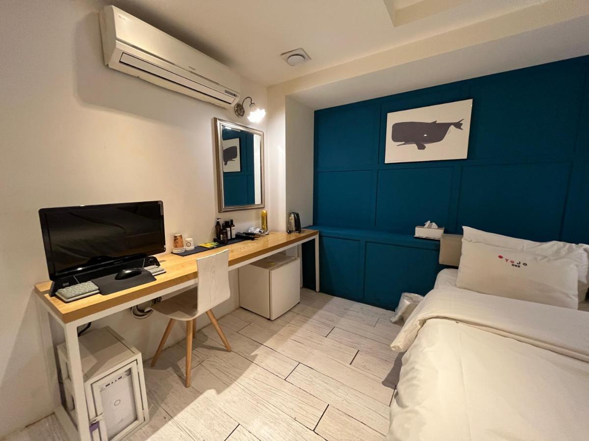 Hotel Yaja Hwajeong Station Коян Екстер'єр фото